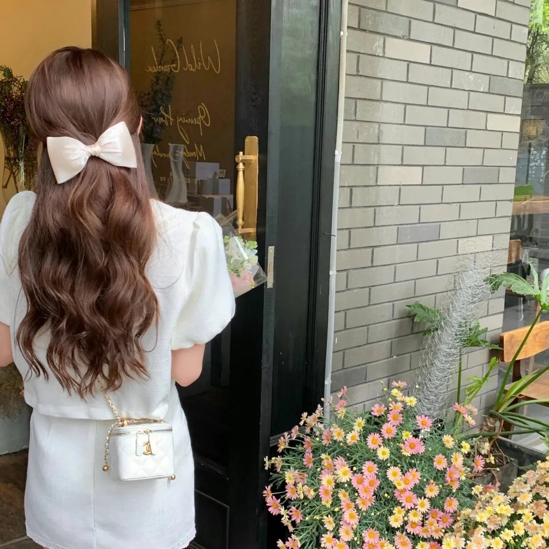 幕后的演员